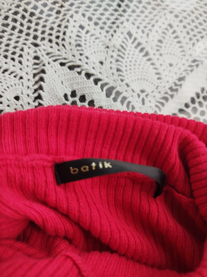 Batik marka kırmızı Boğazlı Triko Kadın Kazak - Görsel 3