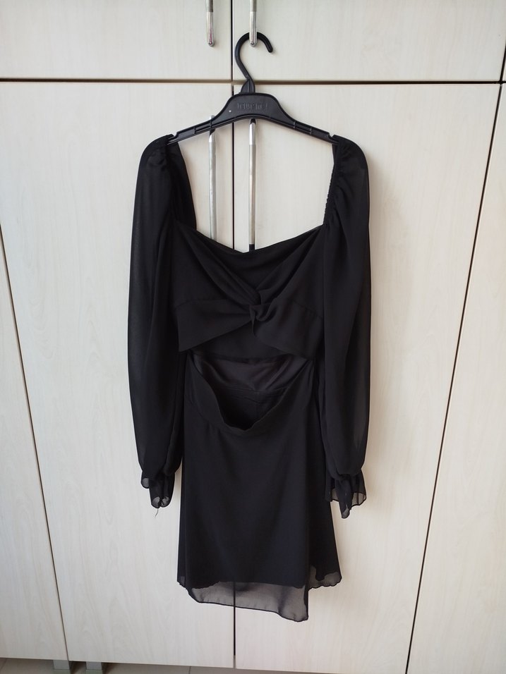 Siyah V Yaka Mini Gotik Elbise - Görsel 4