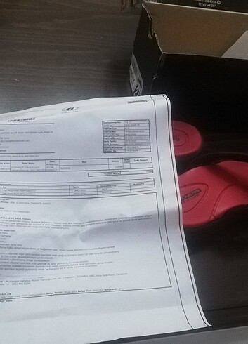 34 Beden kırmızı Renk Parmak arası Skechers
