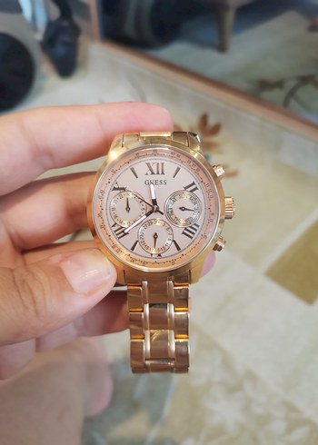Guess Parlak Altın Klasik Kadın Saati