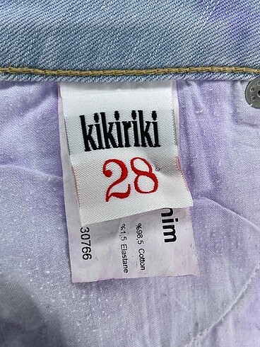 28 Beden mavi Renk Kikiriki Mini Şort %70 İndirimli.