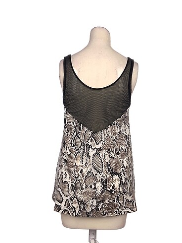 m Beden PreLoved Bluz %70 İndirimli.