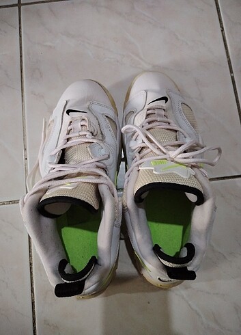41 Beden beyaz Renk Orjinal Nike air tempo