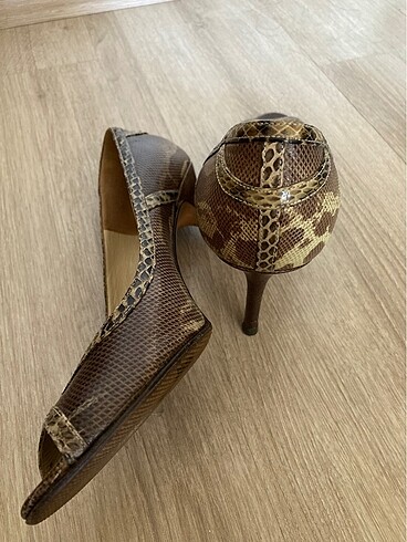 37 Beden Topuklu ayakkabı jimmy choo
