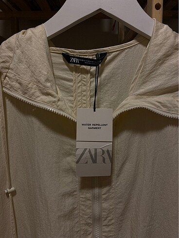 Zara Zara ince mevsimlik trenç