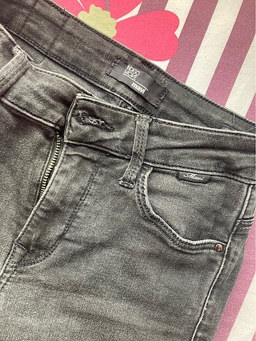 Mavi Jeans Mavi marka jean