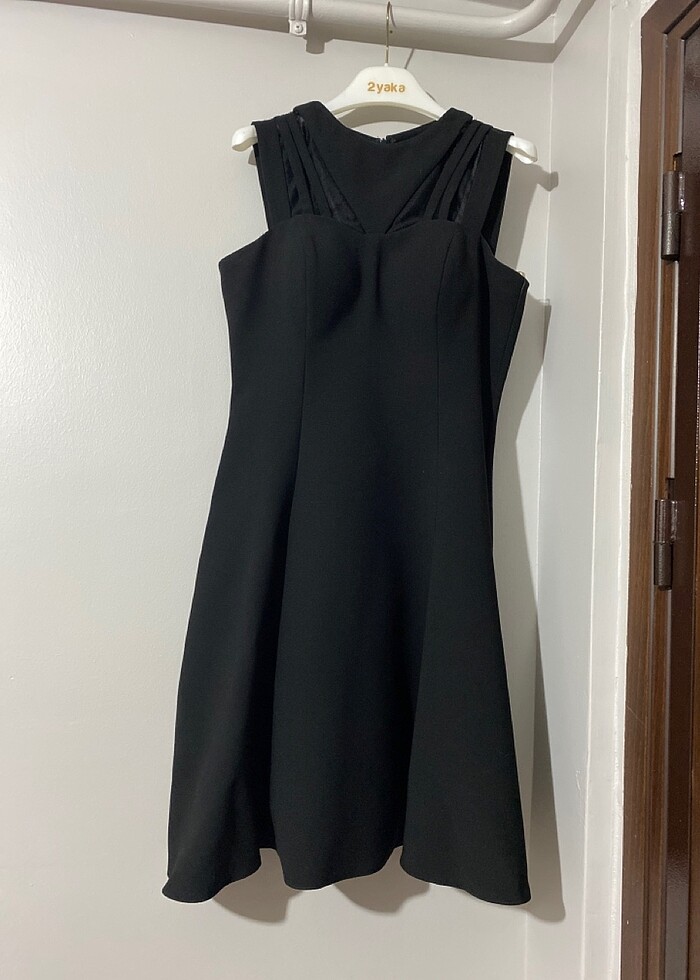 Siyah abiye elbise - Görsel 2