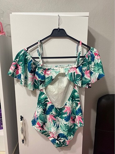LC Waikiki Lcw fırfırlı Çiçekli mayo