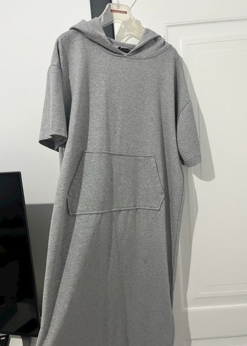 Trendyol & Milla Gri Oversize Kapüşonlu Kadın Elbise