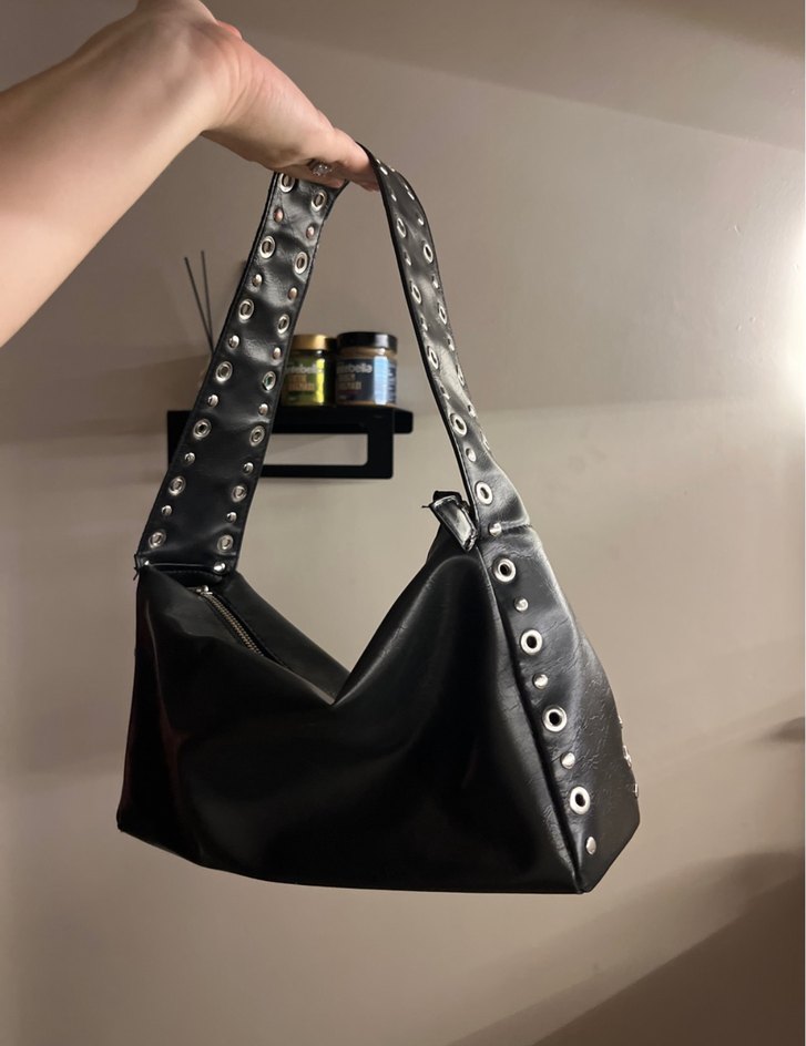 bershka siyah deri çanta - Görsel 2