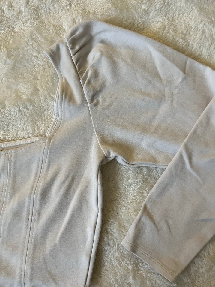 Uzun Kollu Beyaz Bluz - Görsel 4