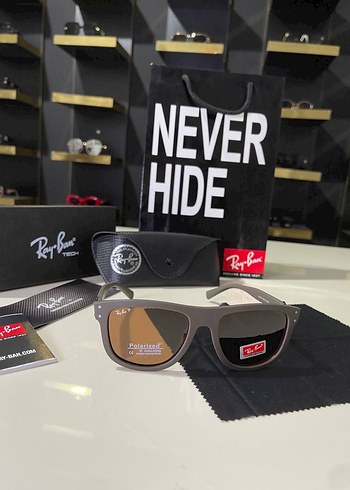 Ray Ban