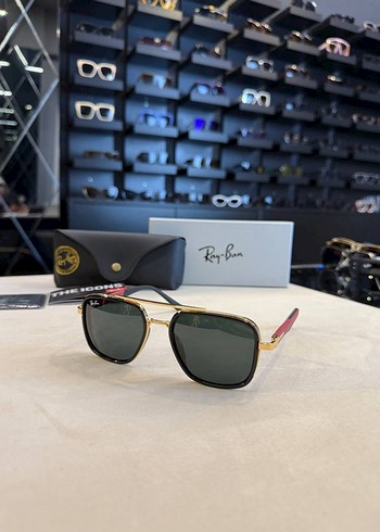 Ray Ban
