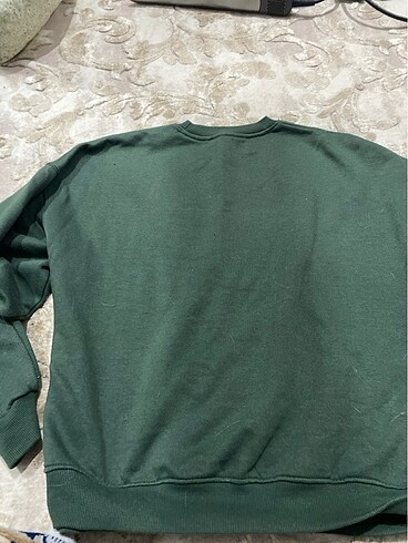 xs Beden yeşil Renk BERSHKA sweat