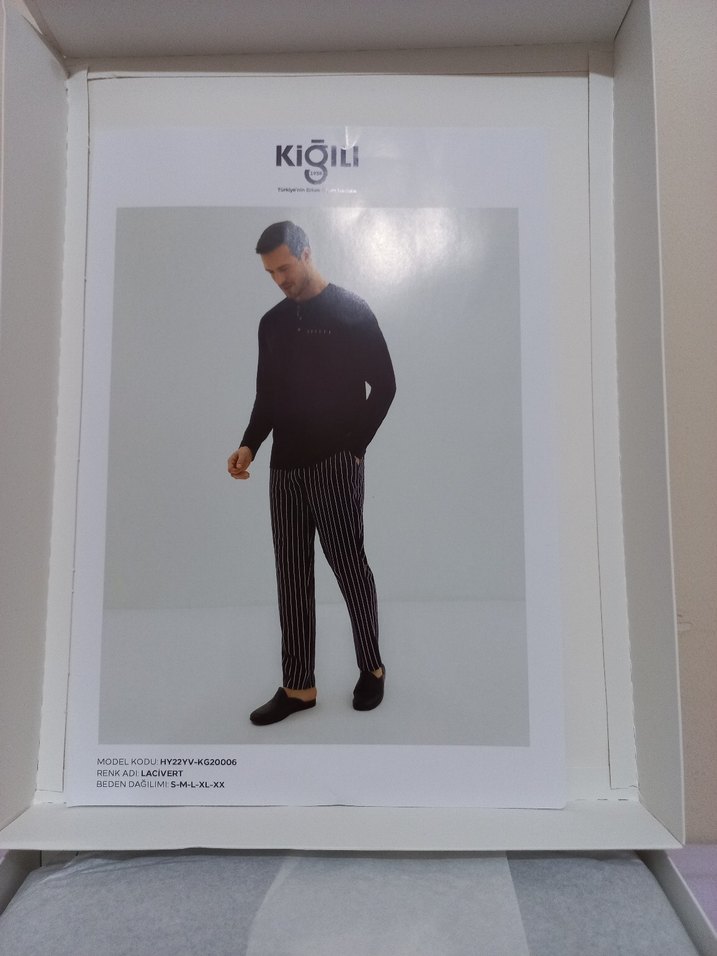 Erkek Siyah Düğmeli Uzun Kollu Pijama Takımı - Görsel 3