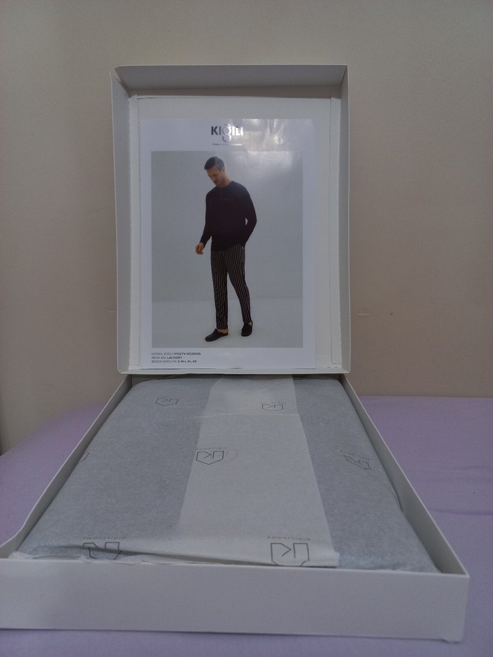 Erkek Siyah Düğmeli Uzun Kollu Pijama Takımı - Görsel 5