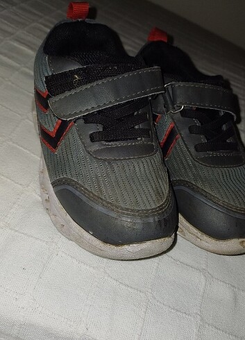 27 Beden gri Renk #cocukayakkabi #hummel #isikliayakkabi