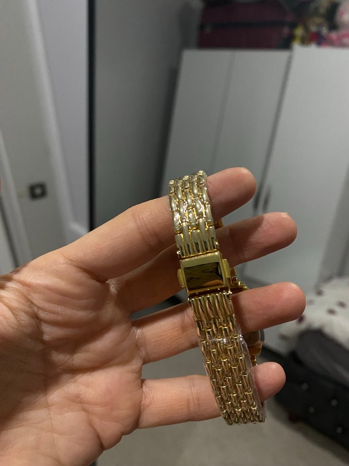 Klasik Zarif Altın Kadın Kol Saati - Görsel 4