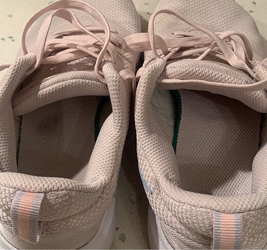 36 Beden ten rengi Renk Adidas spor ayakkabı