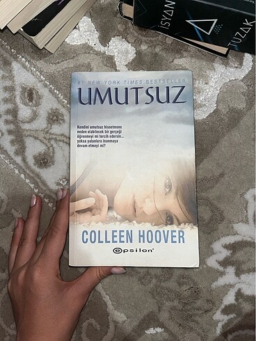 COLLEEN HOOVER UMUTSUZ