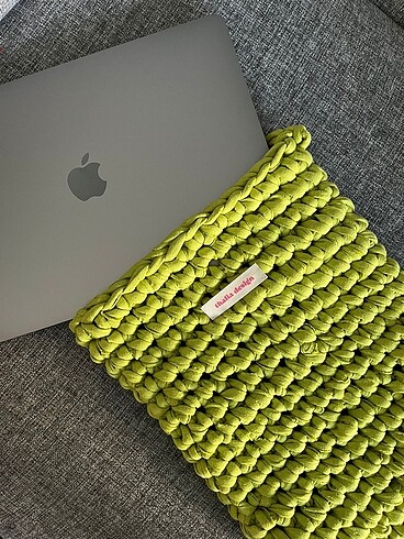 Macbook kılıfı
