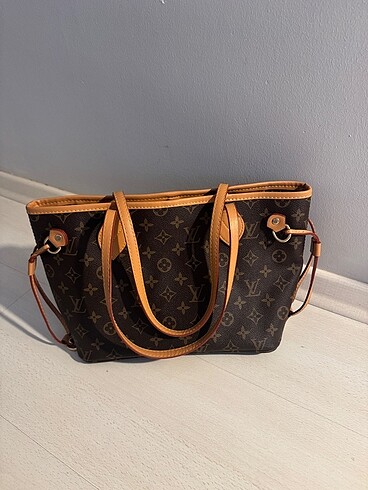 Birebir ithal Louis Vuitton çanta