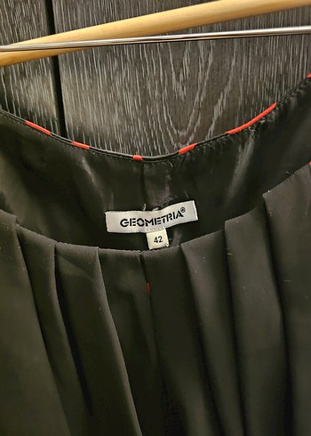 Diğer Kırmızı Desenli Fırfırlı elbise