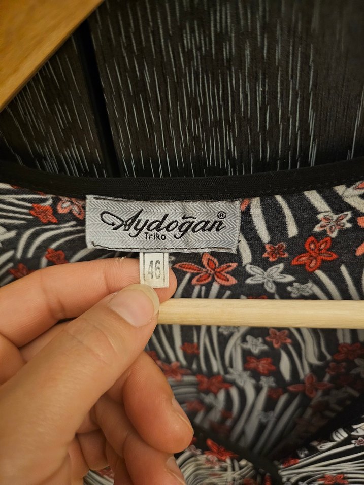 Çiçek desenli elbise - Görsel 2