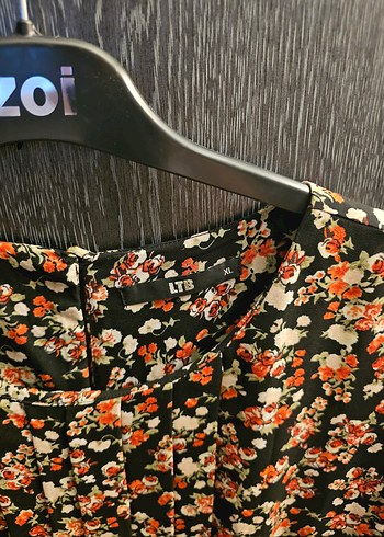 Çiçek Desenli elbise - Görsel 3