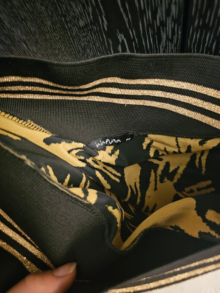 Desenli Siyah elbise - Görsel 3