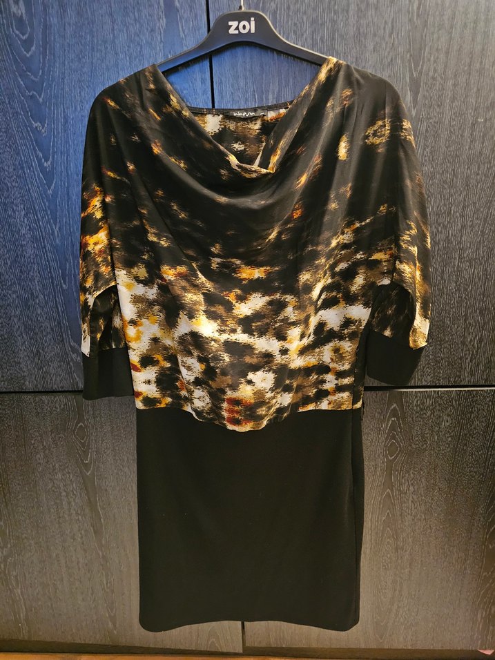 Drapeli Siyah Batik Desenli Midi elbise - Görsel 2