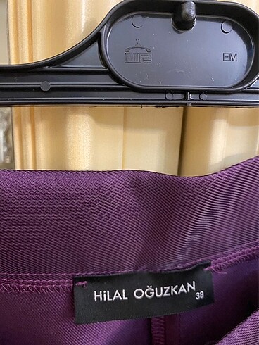 m Beden mor Renk Hilal Oğuzkan Mor Parlak Pantolon