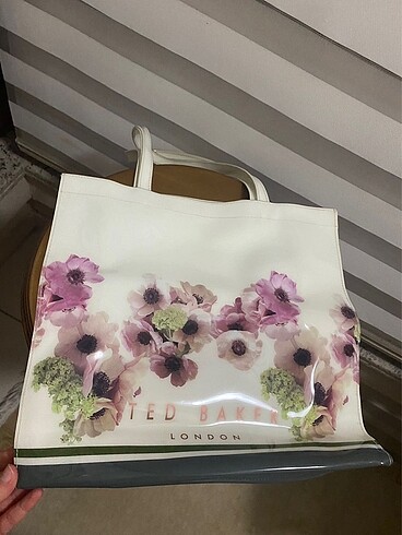 Beden beyaz Renk Ted Baker Çiçekli Büyük Çanta