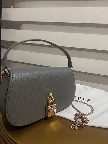 Beden Furla Gri Mini Şık Gold Askılı Çanta