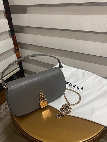 Furla Furla Gri Mini Şık Gold Askılı Çanta