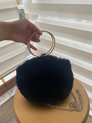 Beden Primark marka gold askılı çanta