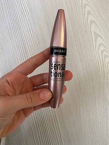 Maybelline Lash Sensational ve gözlük