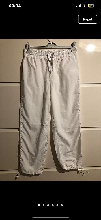 Beyaz paraşüt kumaş pantolon