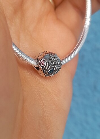 Beden Pandora Charm