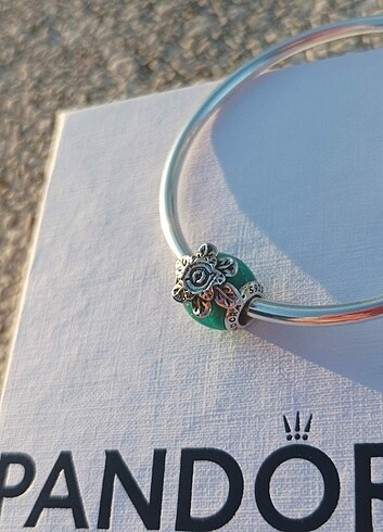 Beden Pandora Charm