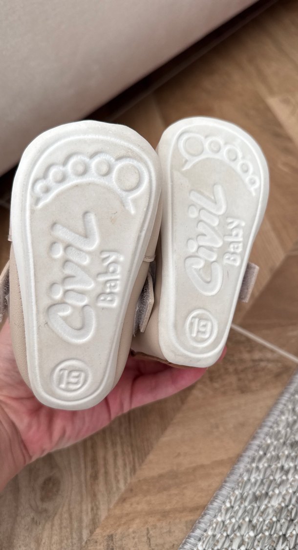 Püsküllü Beyaz Deri Erkek Bebek İlk Adım Ayakkabısı - Görsel 2