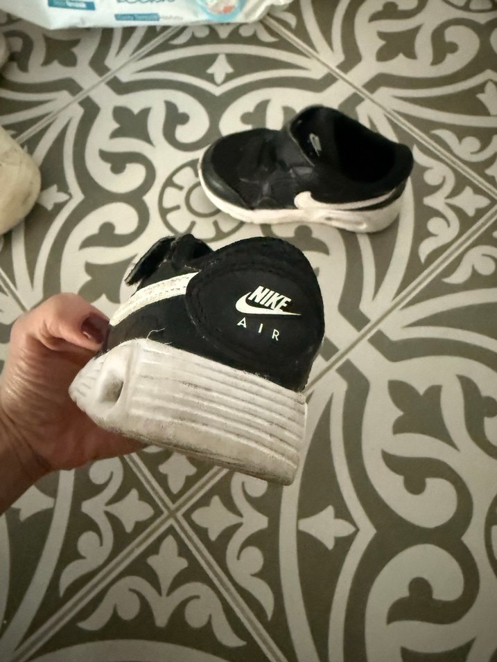 Siyah uniseks Çocuk Spor Ayakkabı nike - Görsel 4