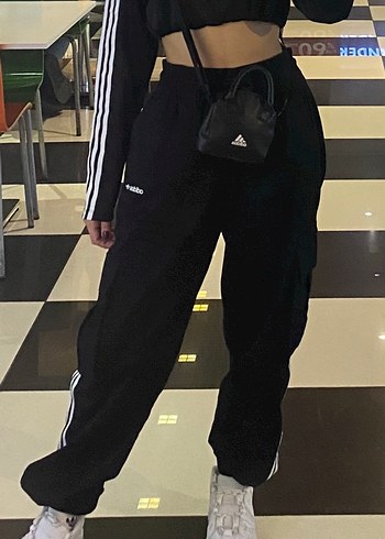 m Beden Adidas kargo cepli esofman ve Crop Forma