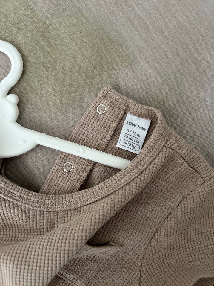 Bej Kısa Kollu Bebek Tulum - Görsel 2