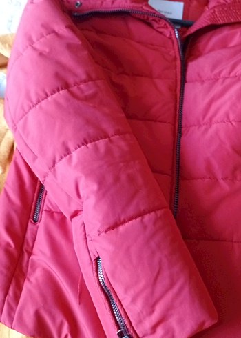 bershkaKürk Detaylı Pembe Kadın Kışlık Mont - Görsel 4