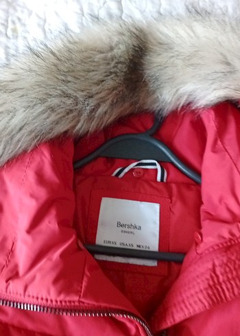 bershkaKürk Detaylı Pembe Kadın Kışlık Mont - Görsel 3