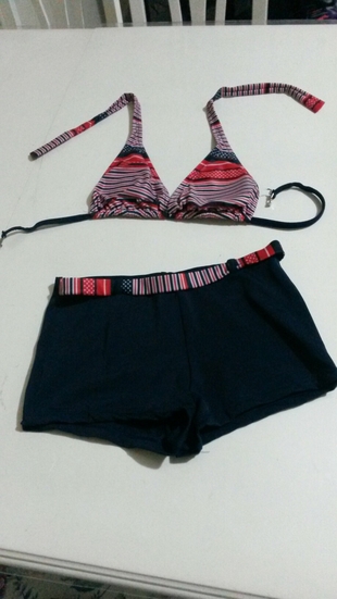 bikini takımı  - Ana görsel