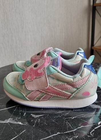 26 Beden Reebok ayakkabı 