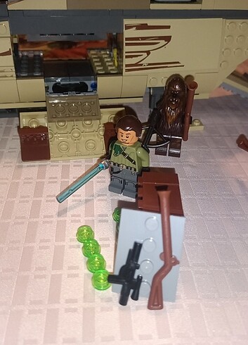 Beden Renk Lego 75084 Wookie Gunship