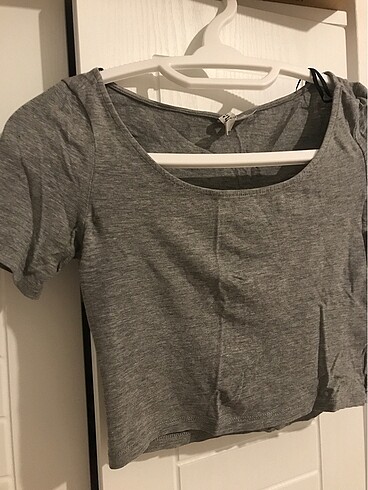 H&M crop